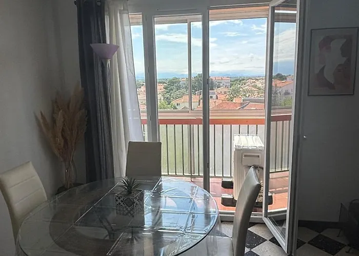 5 Personnes Proche De La Apartmán